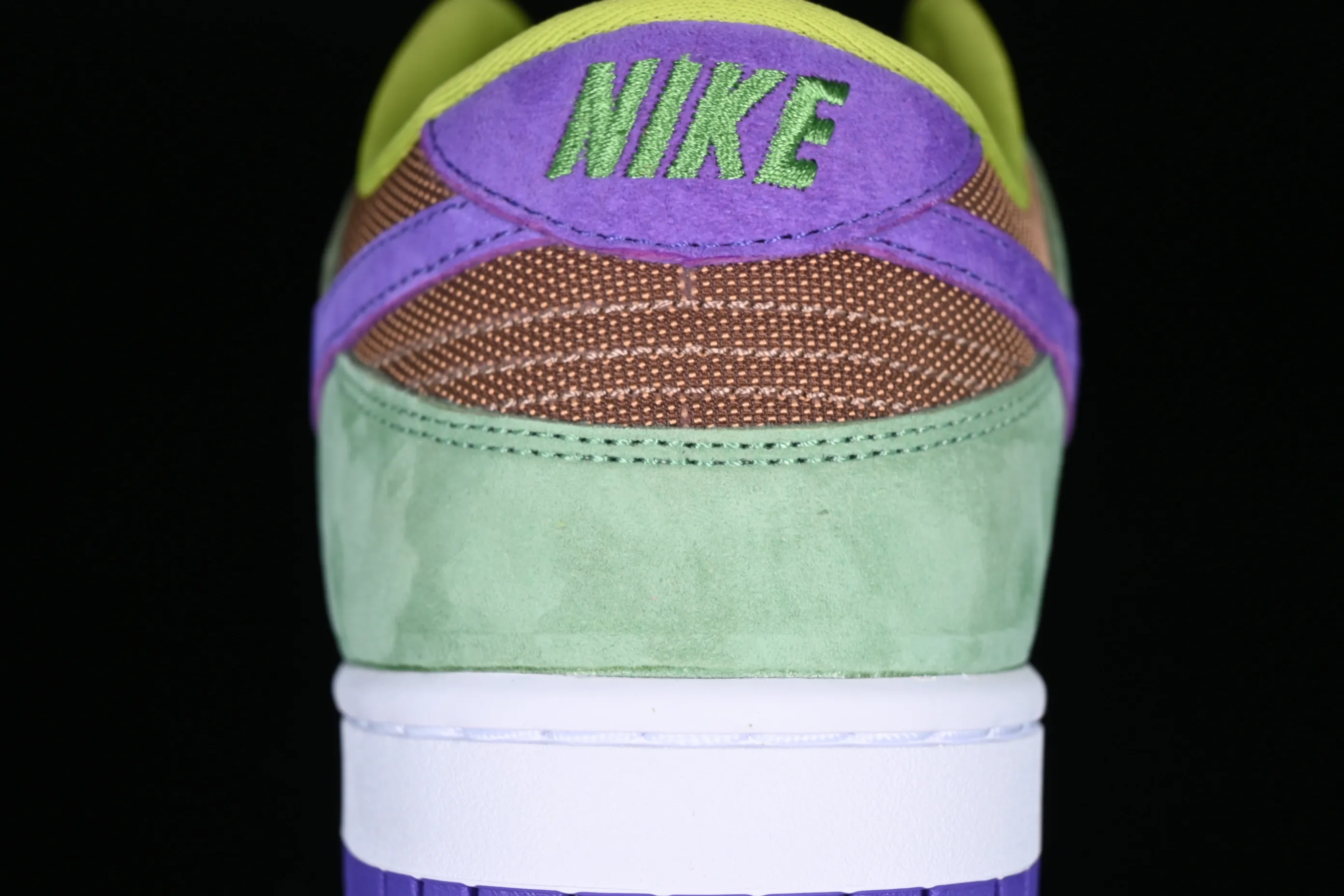 All Categories Nk SB Dunk Series Nk SB Dunk Low Low-top Sneakers Nk SB Dunk Low SP "Ceramic" Ugly Duckling Black Orange SB Retro Low-top Casual Sports Skateboard Shoes DA1469-200